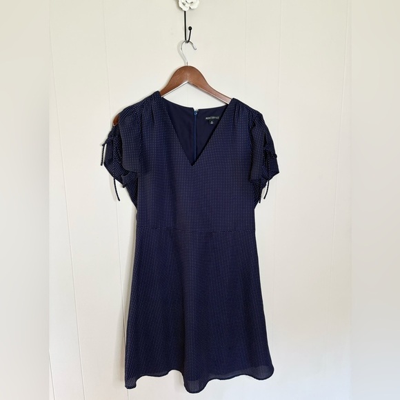 J Crew navy blue polka dot short sleeve fit and flare dress size 8 - Picture 2 of 5